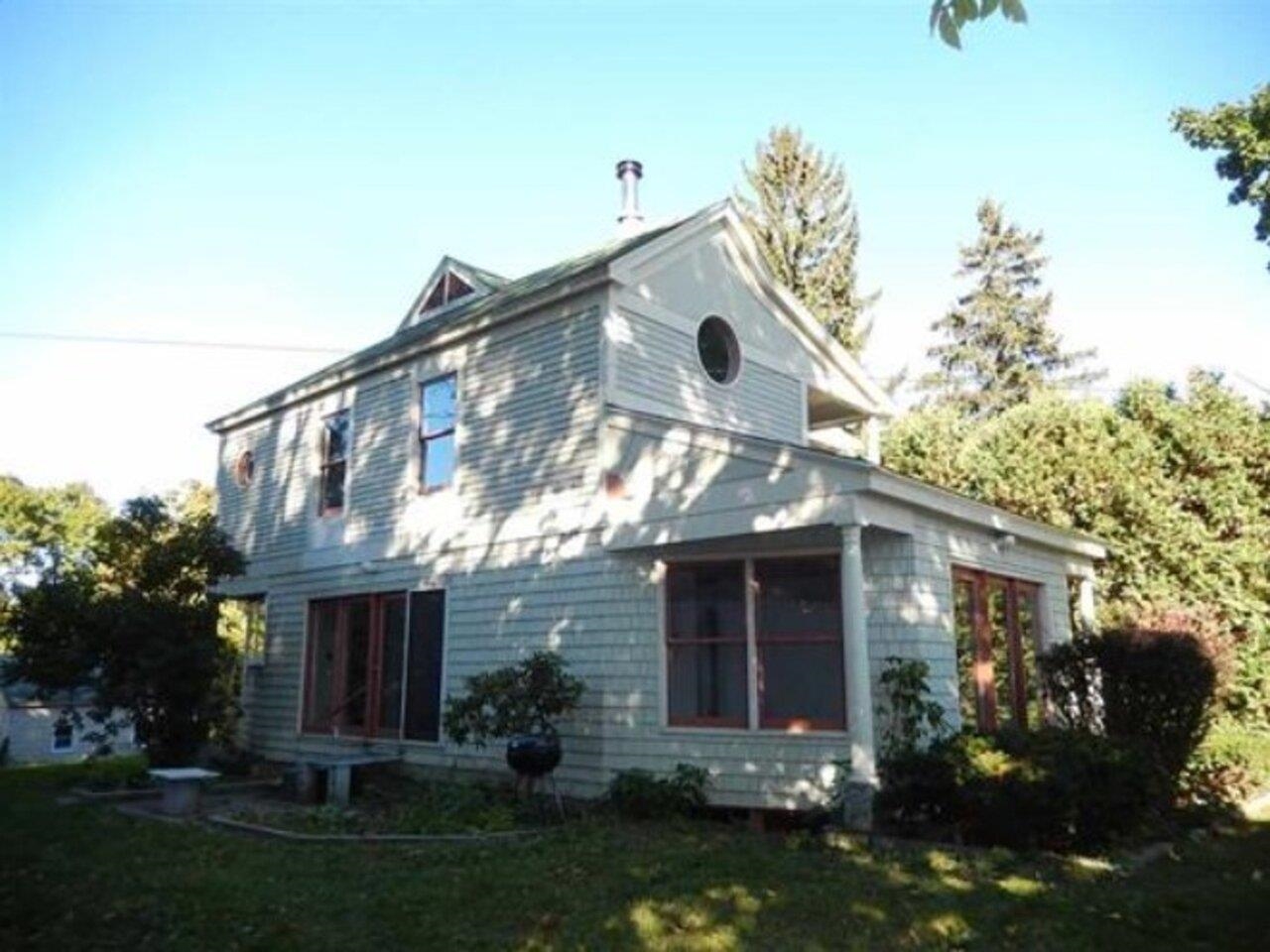 33 North Prospect Street