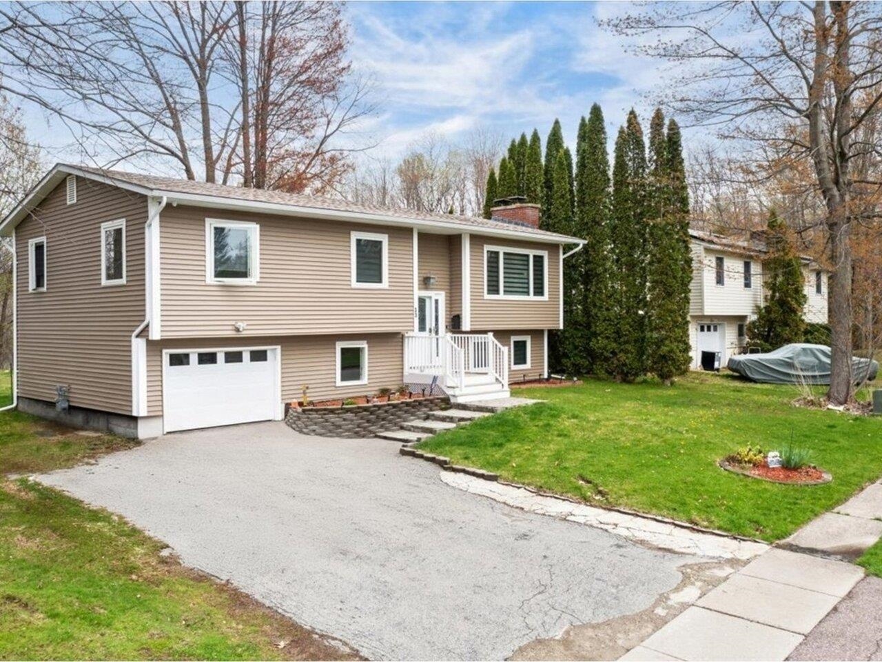 33 Rosewood Lane