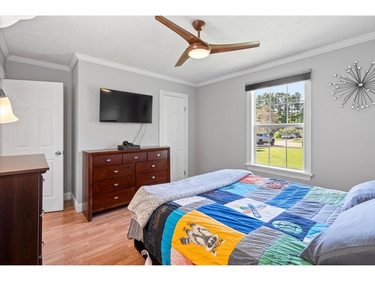 33 Sunset Circle