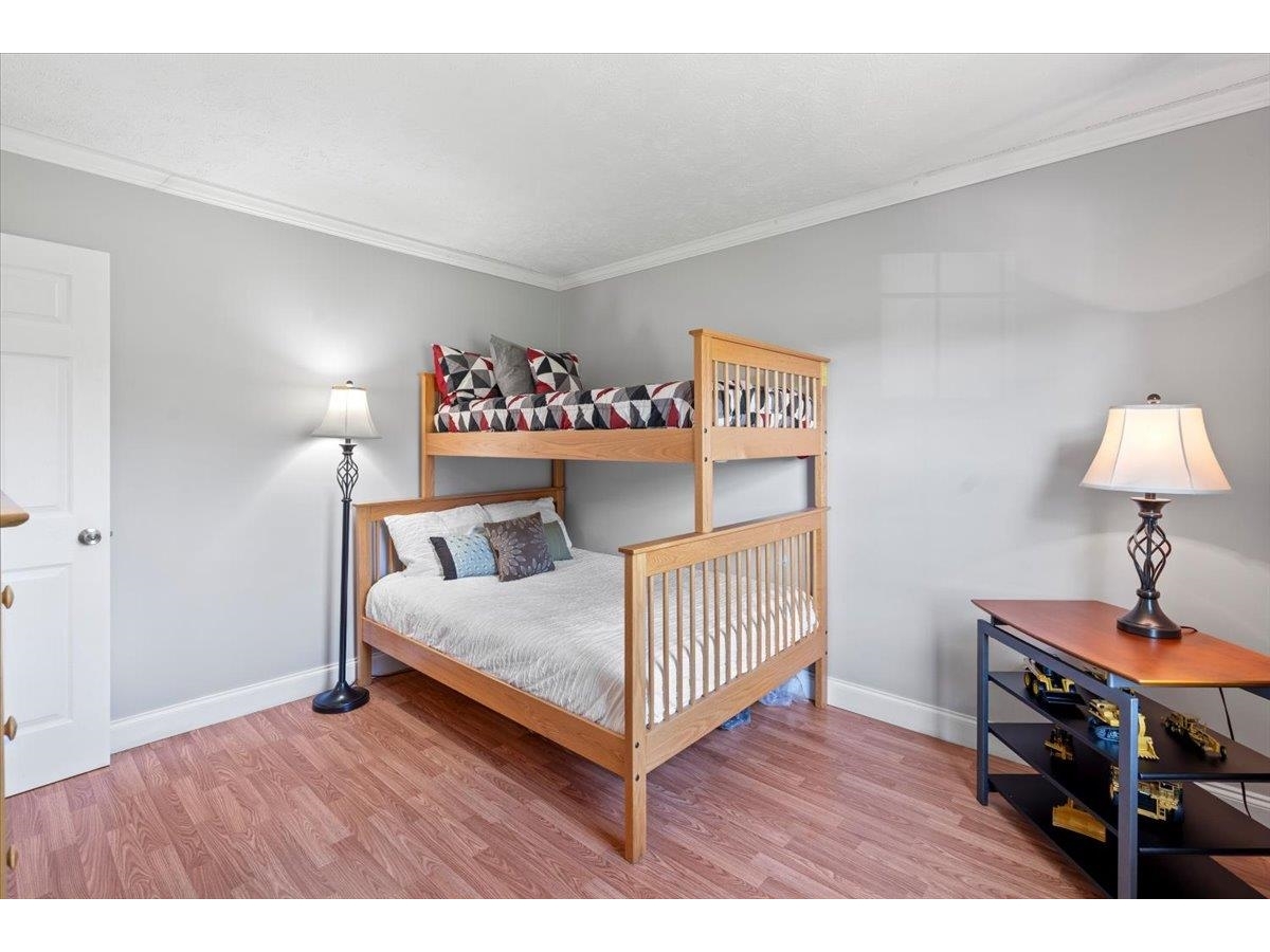 33 Sunset Circle