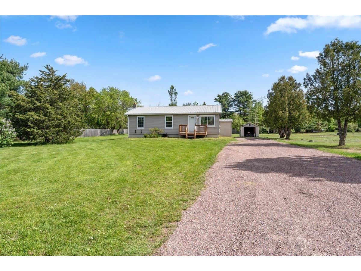 33 Sunset Circle