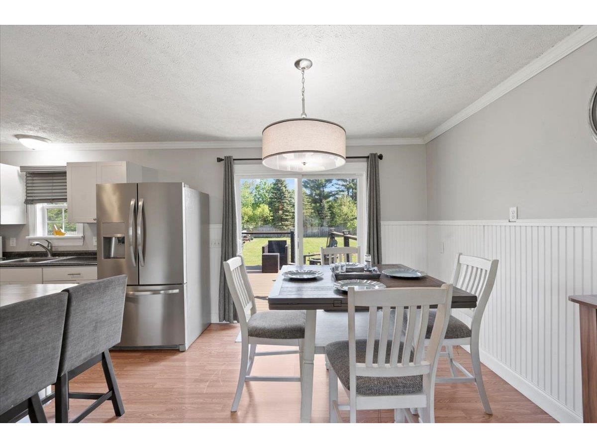 33 Sunset Circle