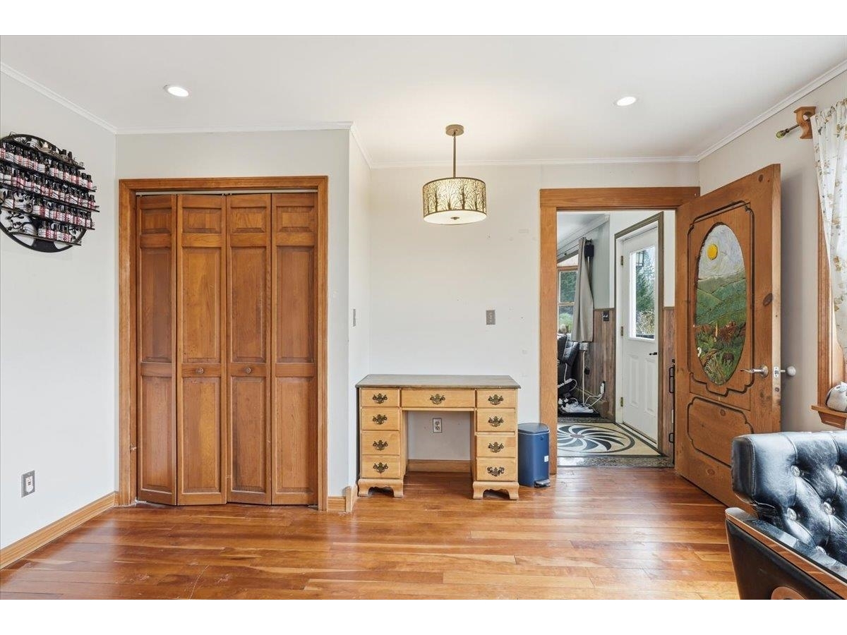 33 Valley View Road