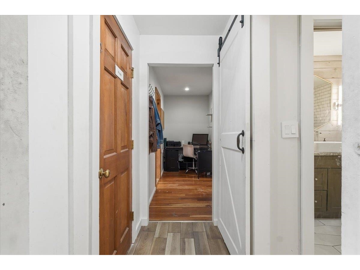 33 Valley View Road