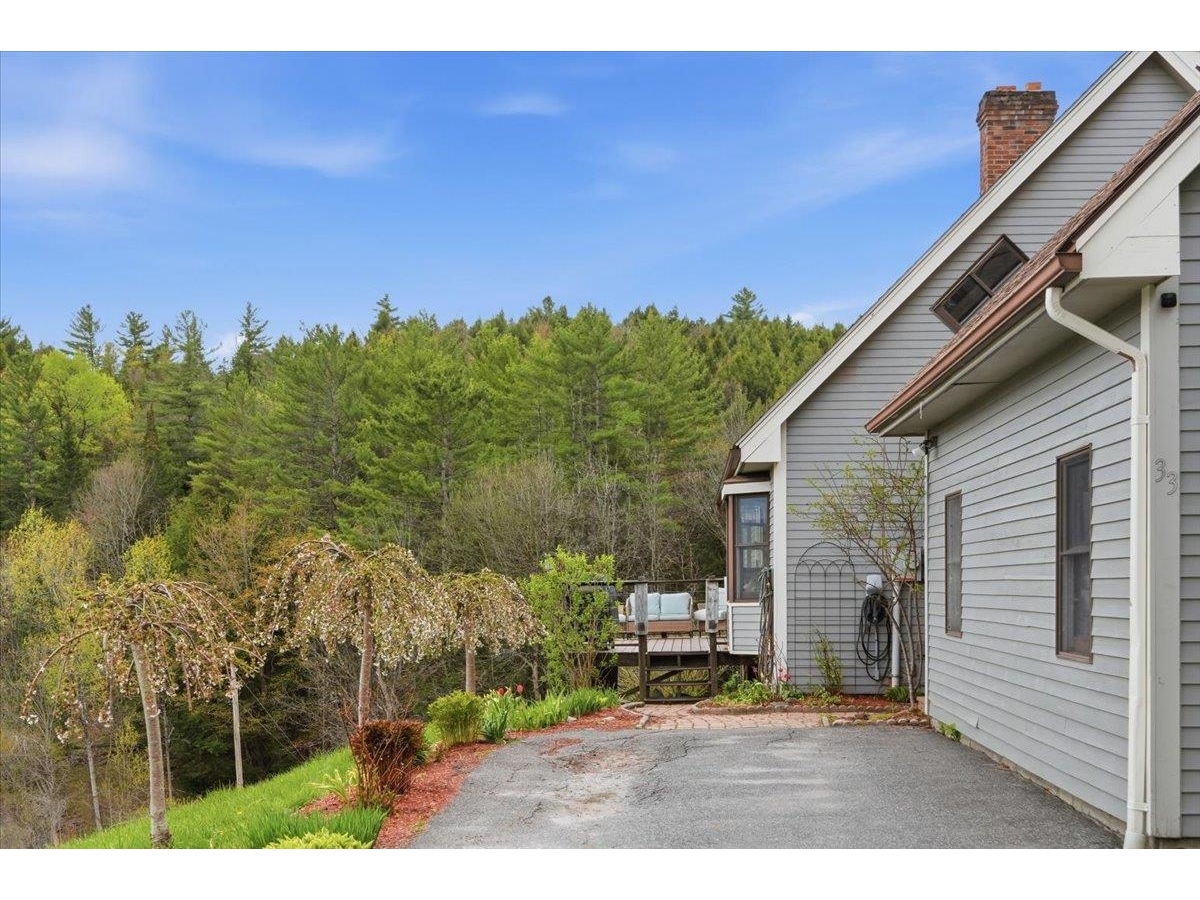 33 Valley View Road