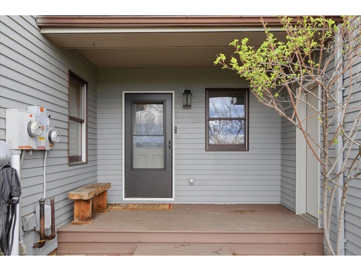 33 Valley View Road