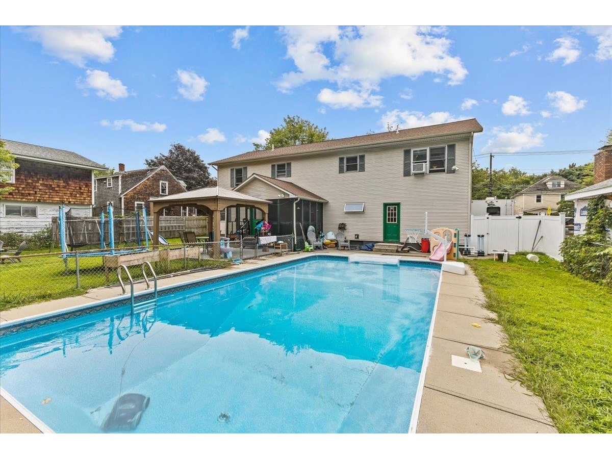 330 Flynn Avenue