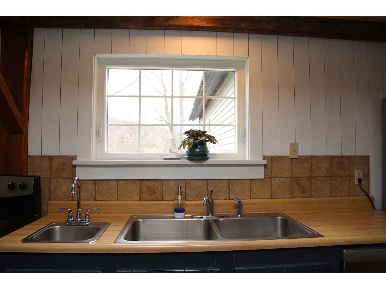 3308 Lower Pleasant Valley Road