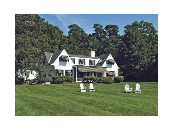 331 Beach Rd
