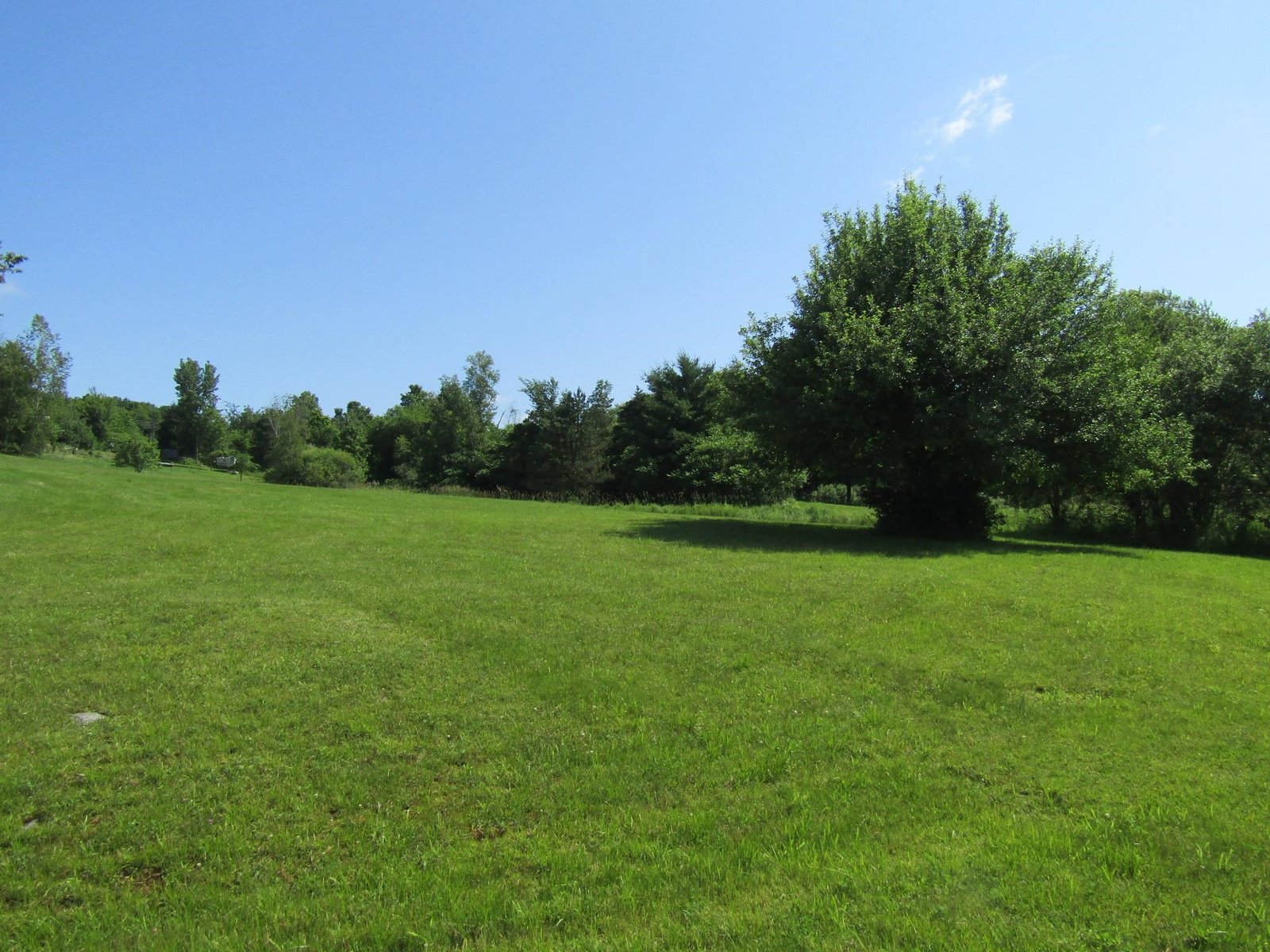 331 Gilman, Lot 2 Road