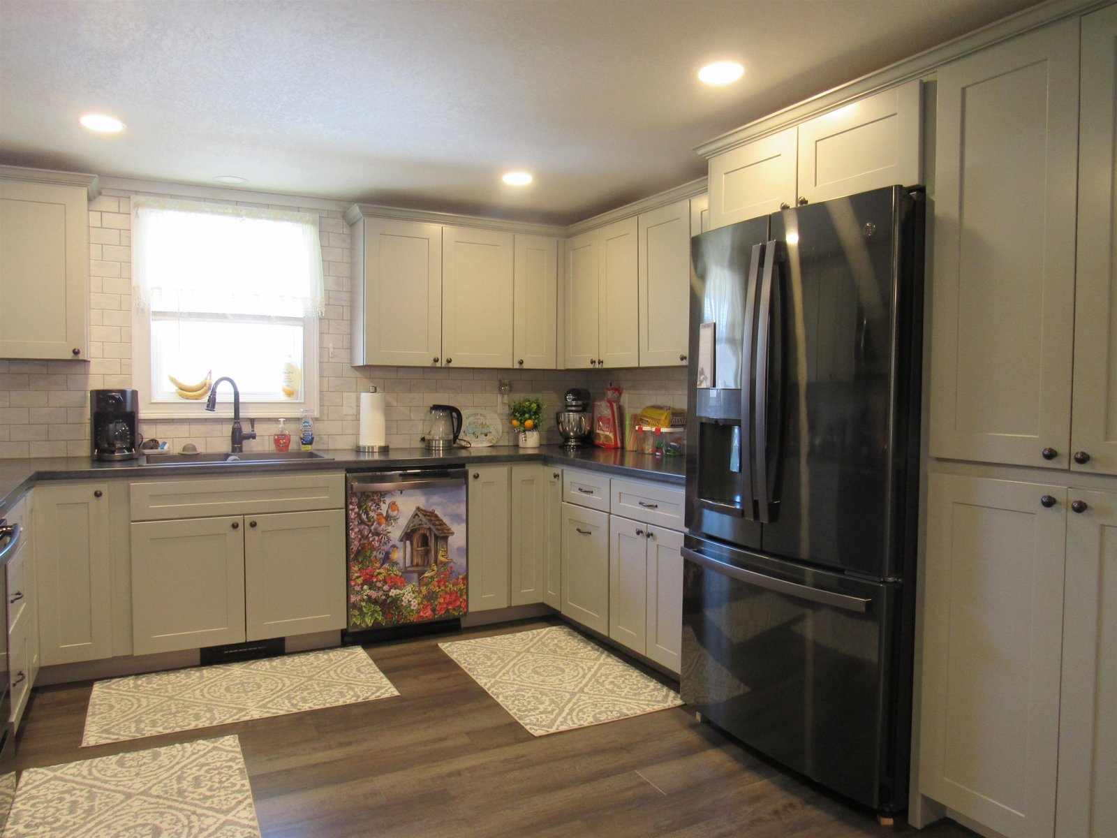 So Many Cabinets