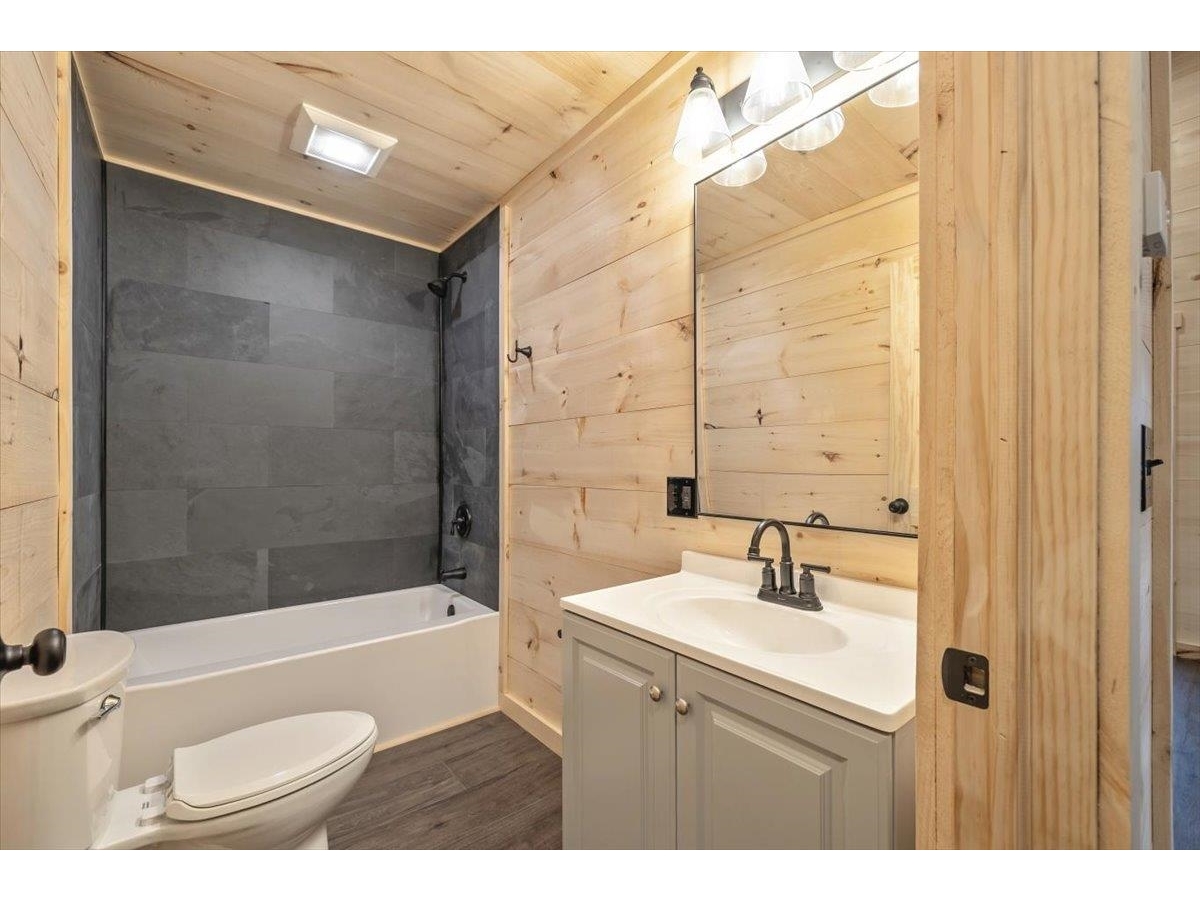 Second Floor Bath