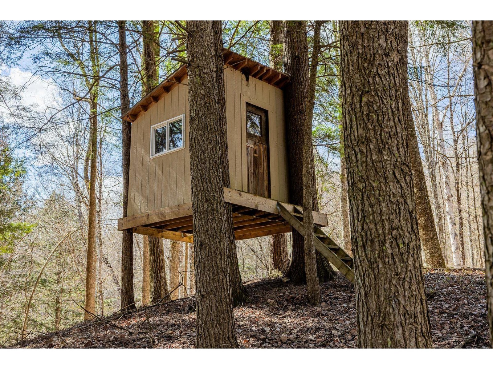 334 Log Cabin Drive