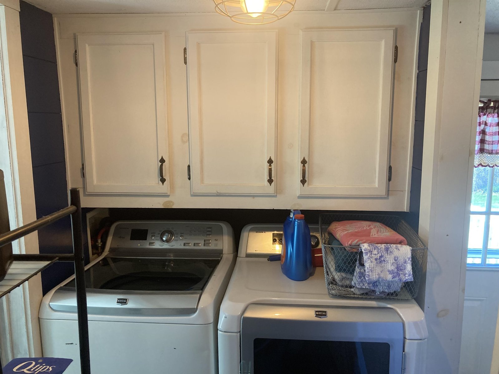 Laundry nook