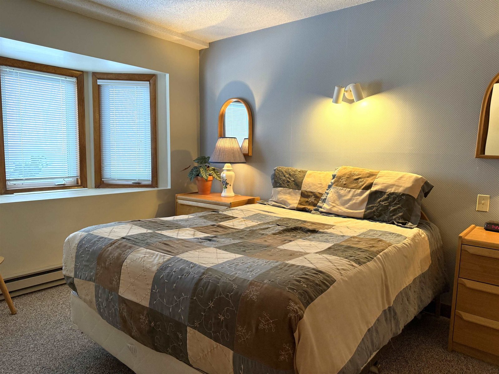 334 Slopeside Road, Unit 4002