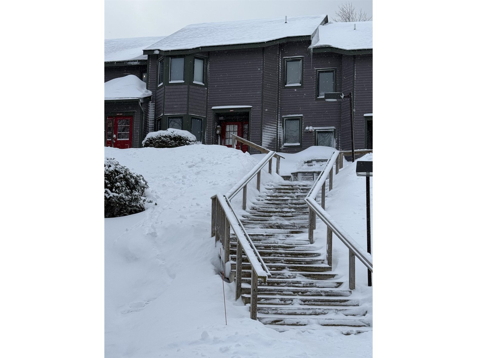 334 Slopeside Road, Unit 4002