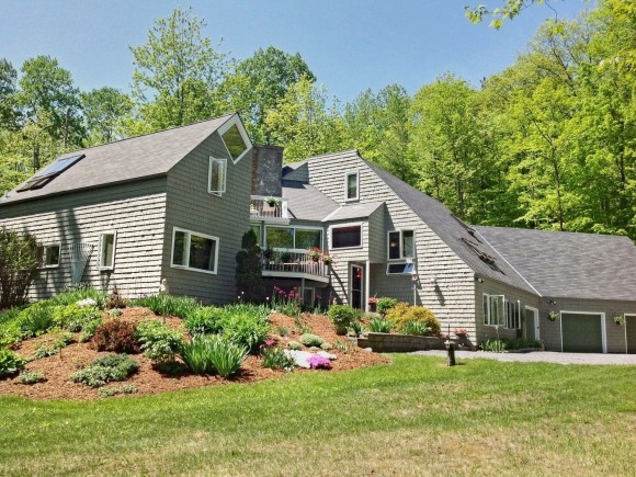 3340 Mount Philo