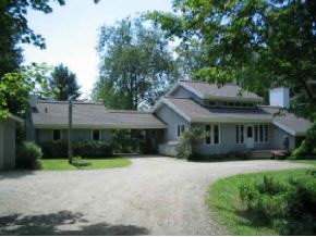 3343 Weeks Hill Road