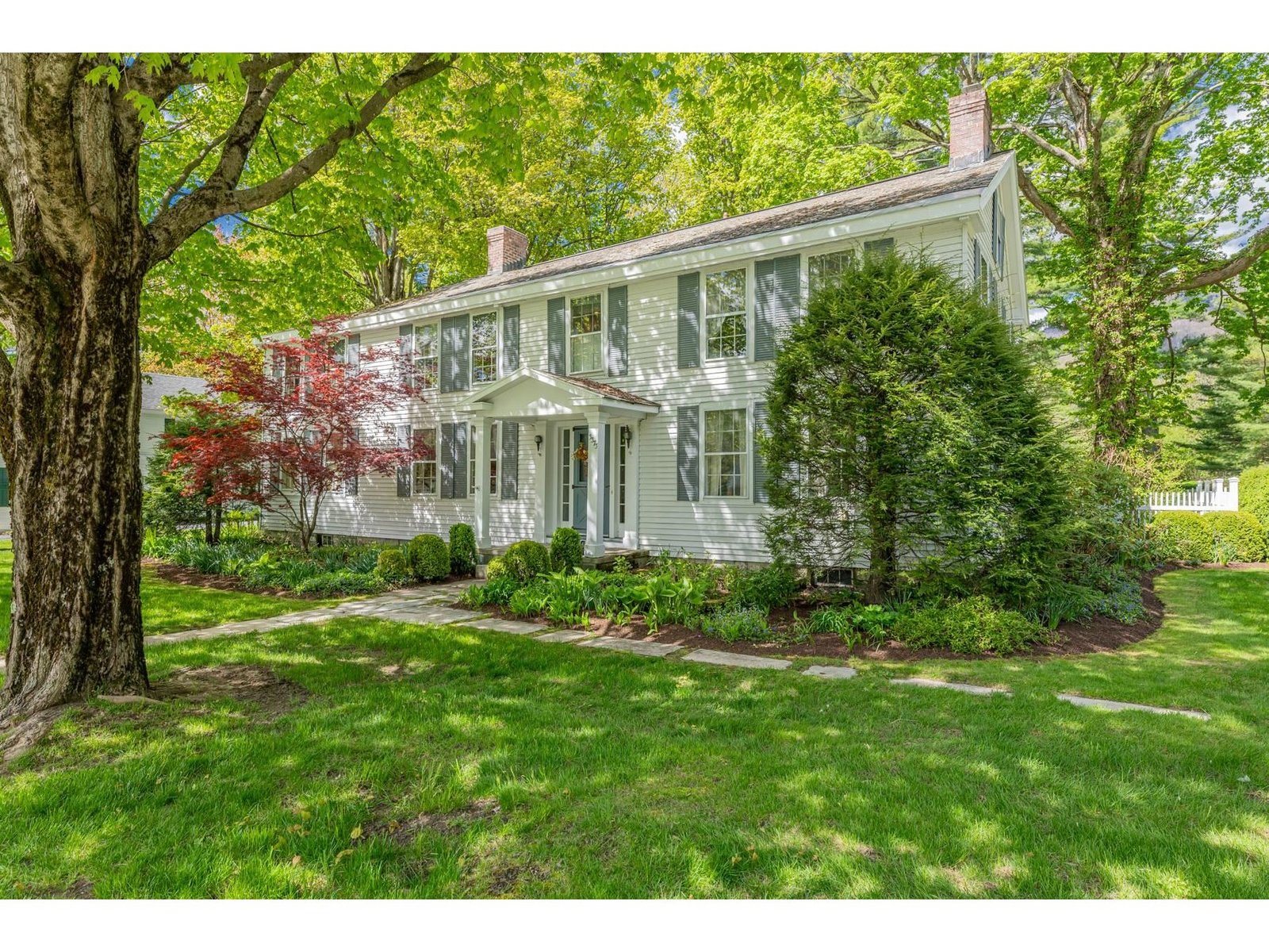 3373 Main Street