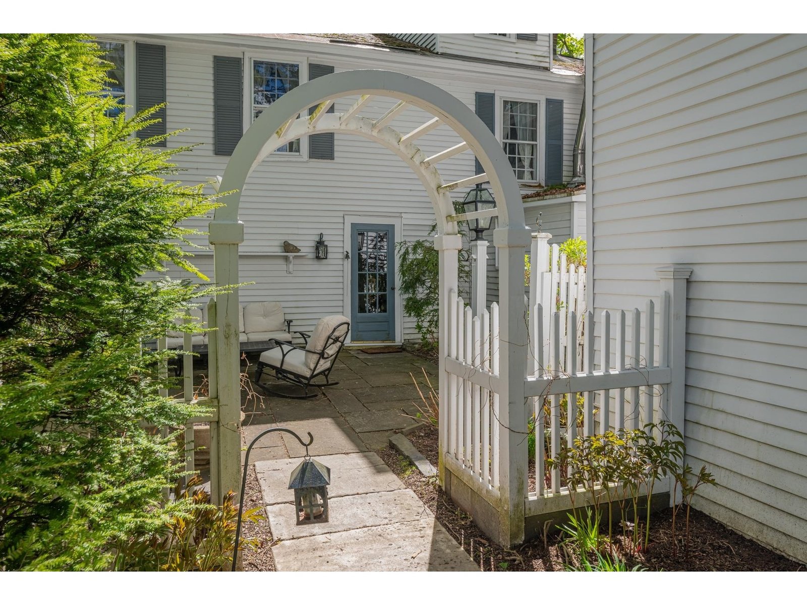 3373 Main Street