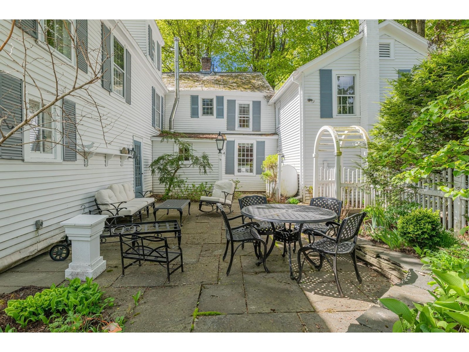 3373 Main Street