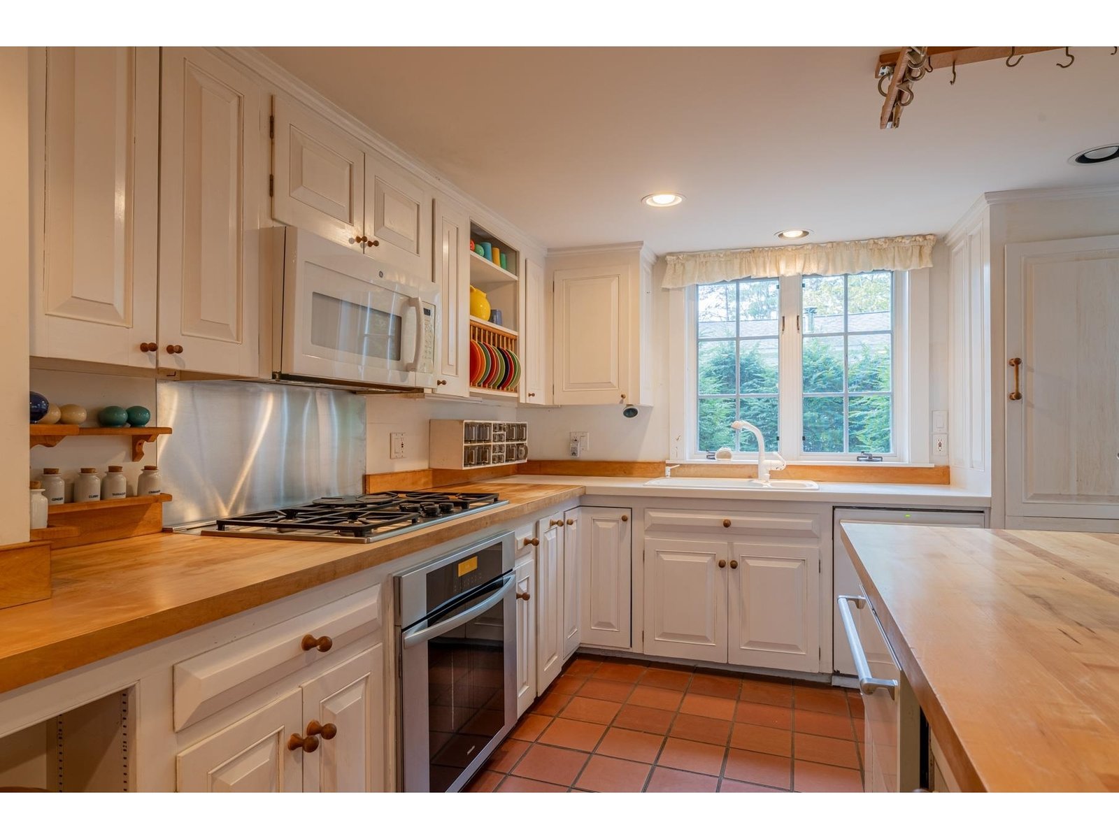 3373 Main Street