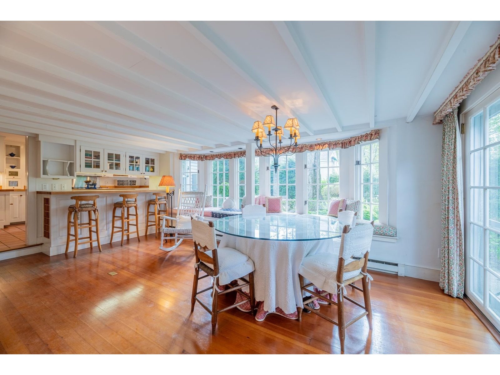 3373 Main Street
