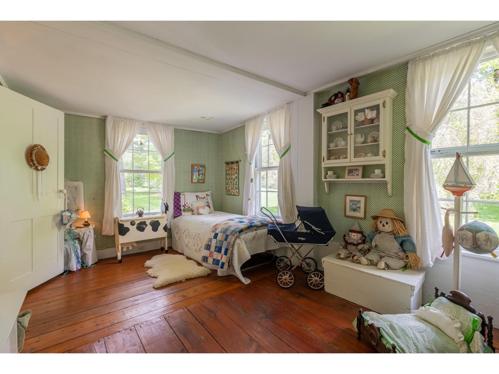 3373 Main Street