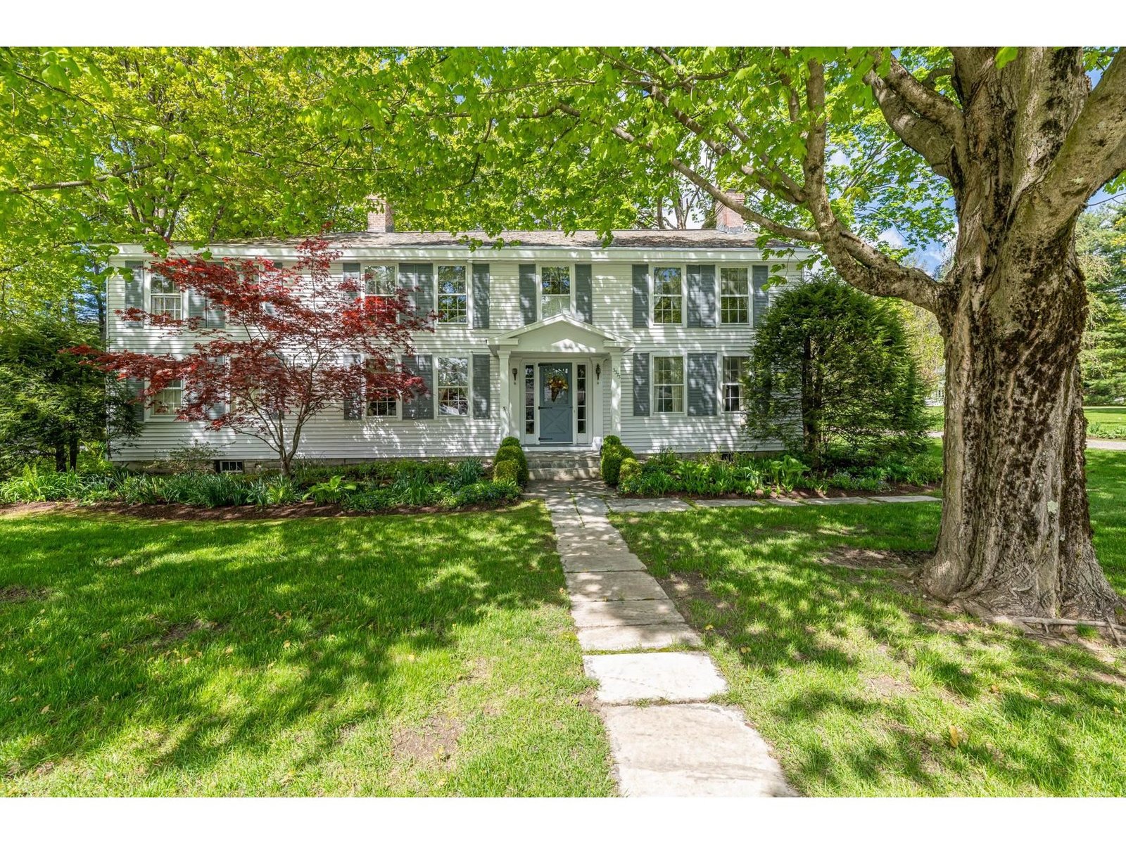 3373 Main Street