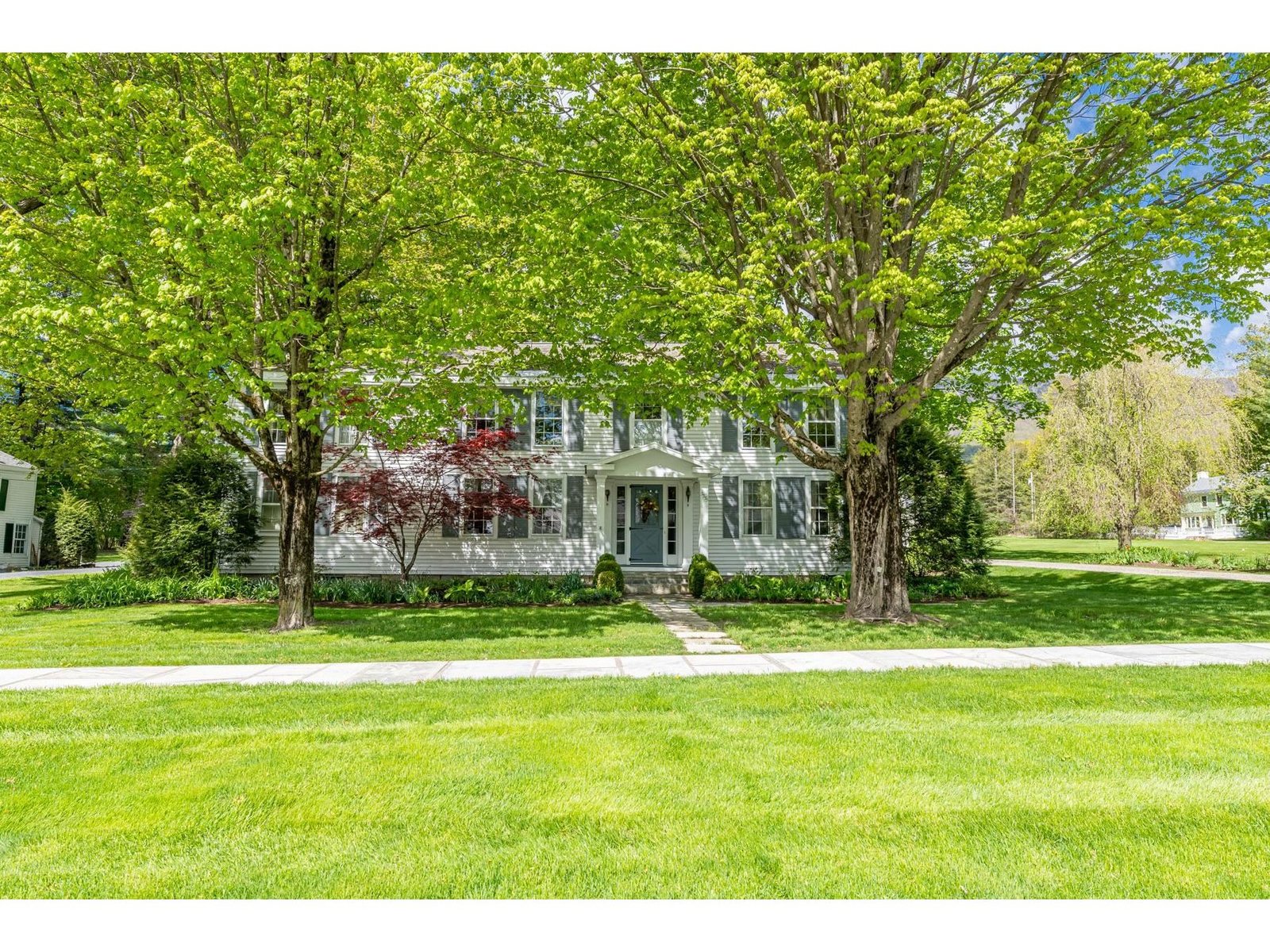 3373 Main Street