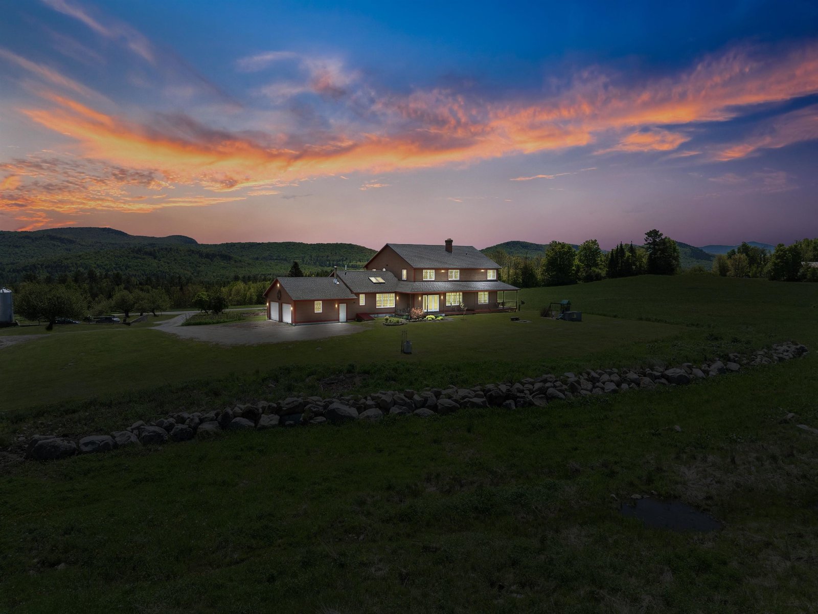338 Johnson Road, Marshfield