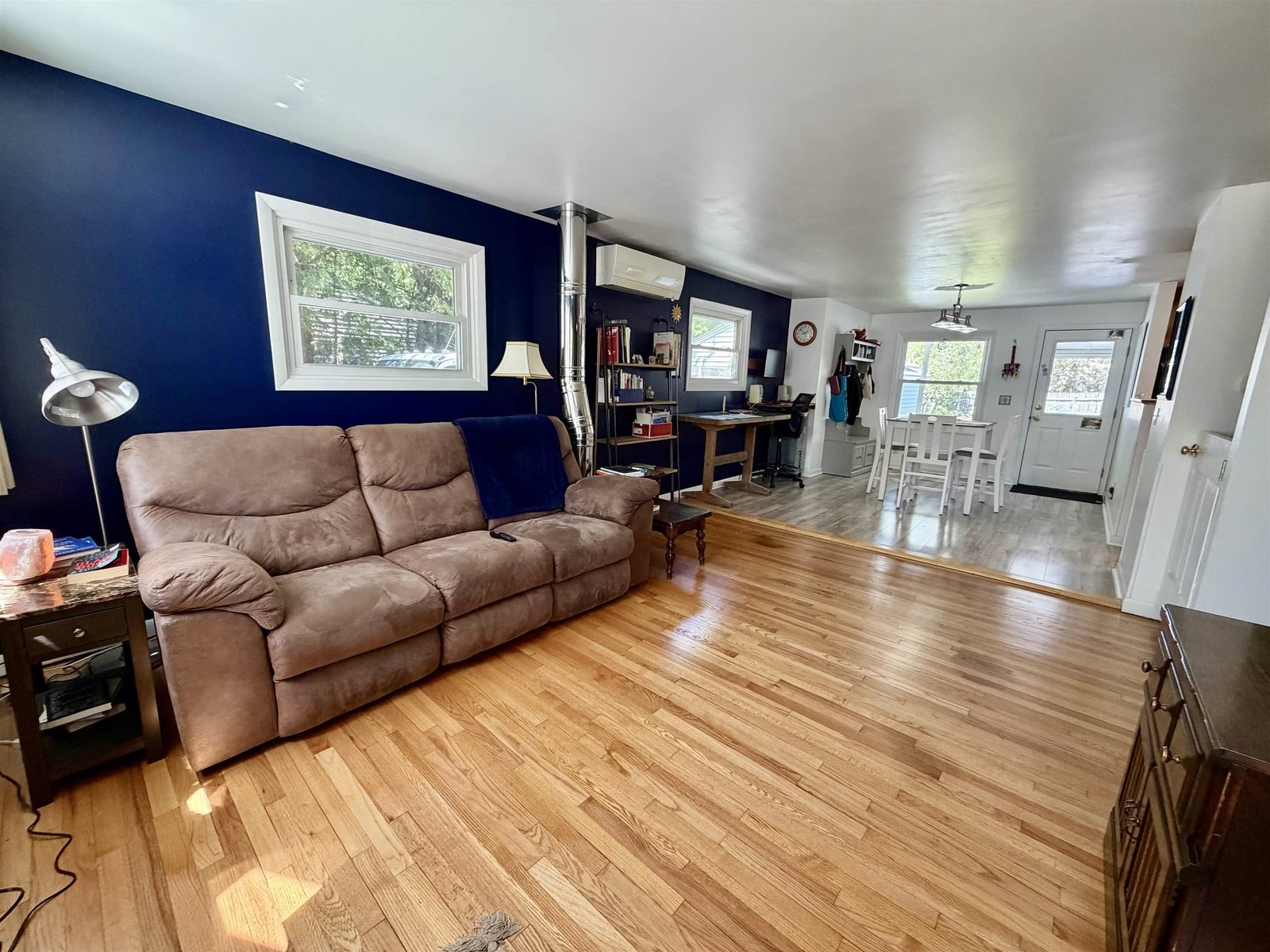 34 Curtis Avenue