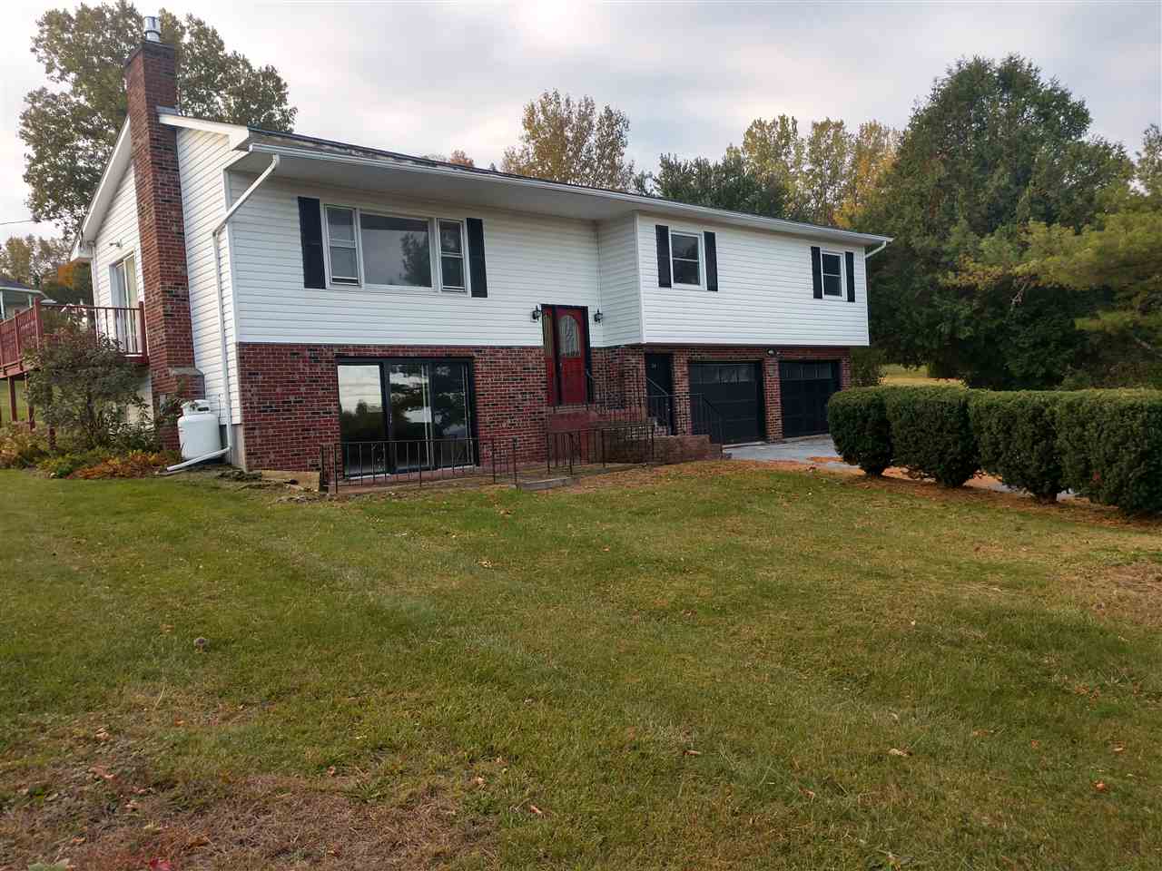 34 Johnny Cake Lane