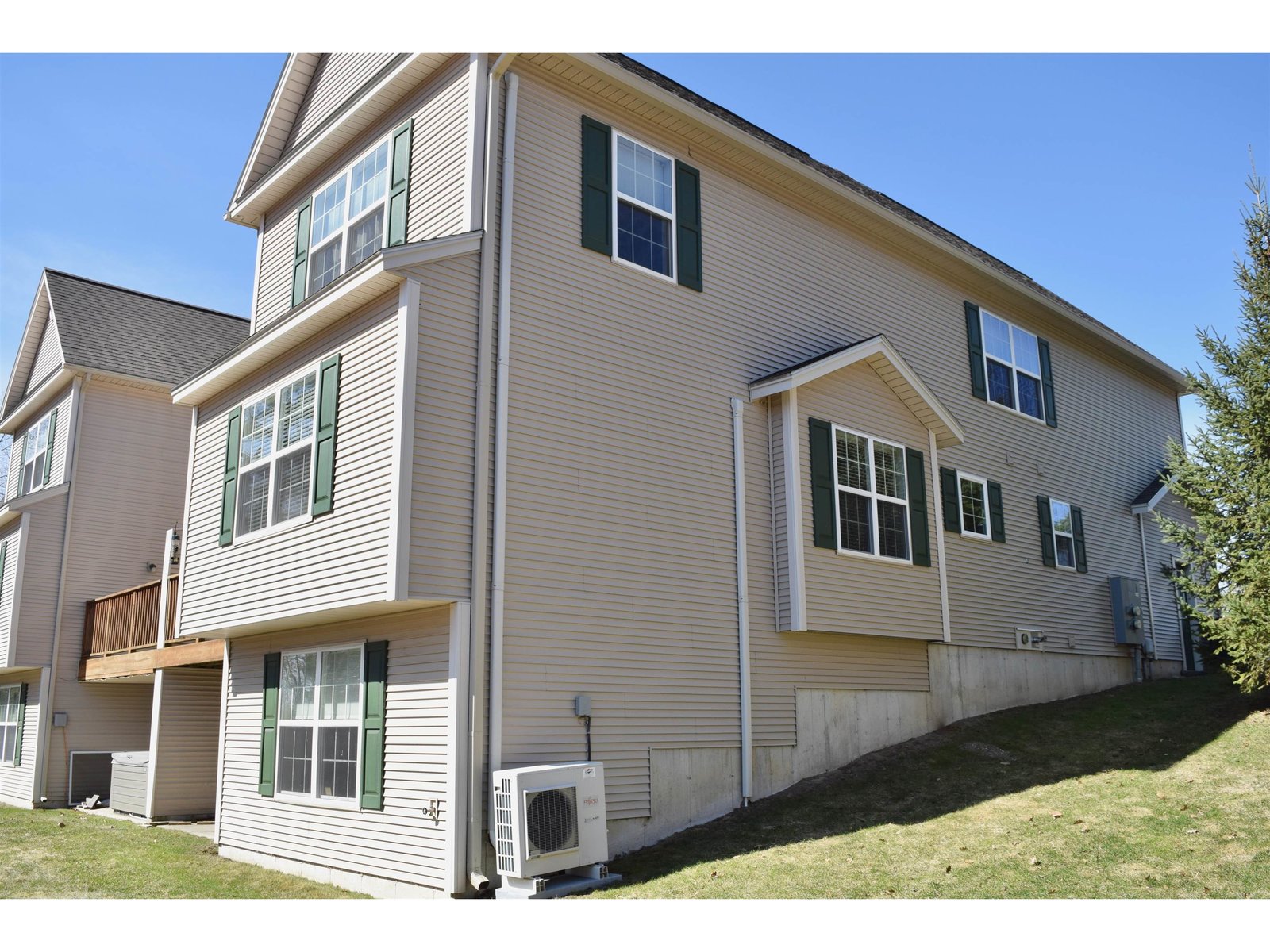 34 Laurel Drive