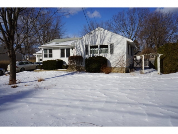 34 McIntosh Avenue