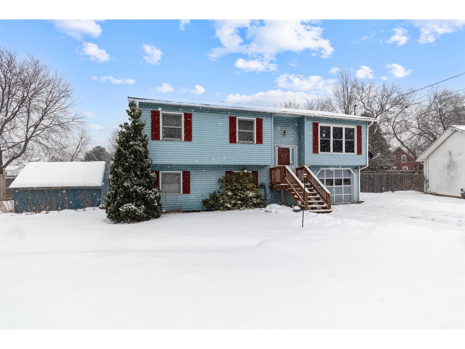 34 Murray Drive