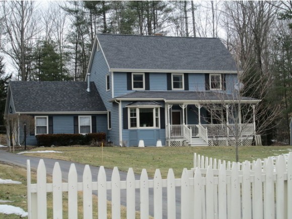 34 Winterlane Circle