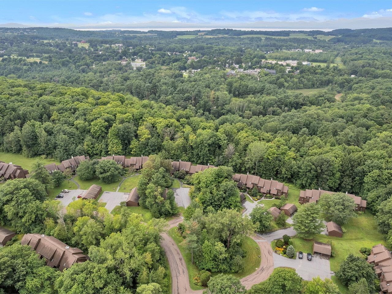 Fantastic Shelburne location!