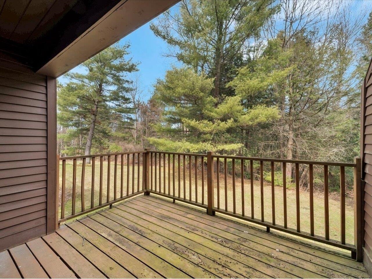 Spacious balcony!