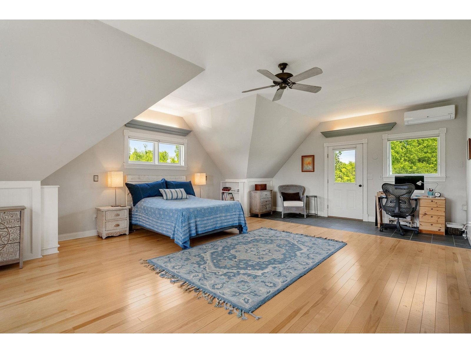3421 Lake Road