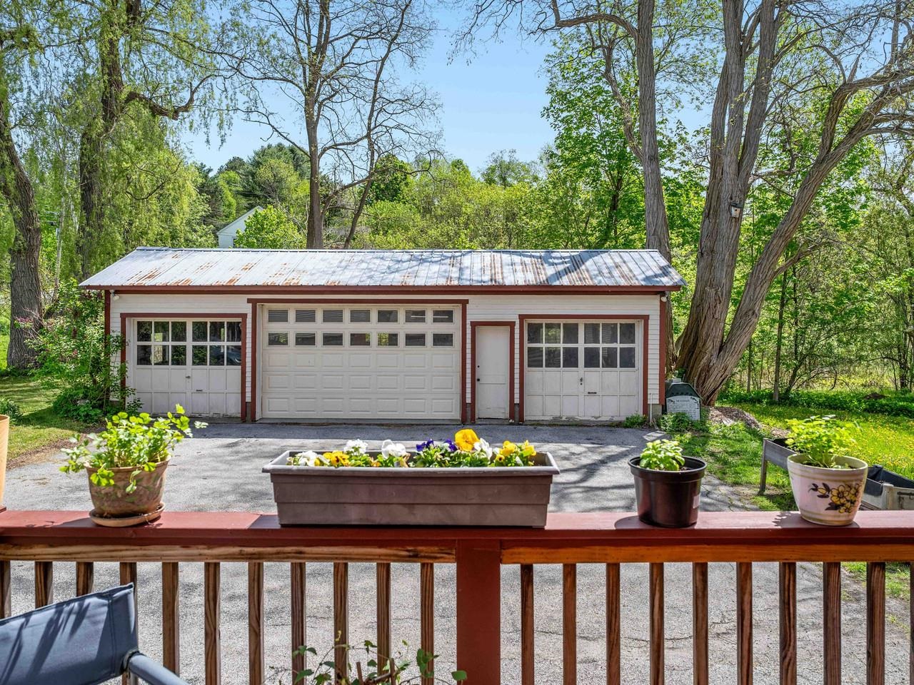 343 Sierra Lavin Road