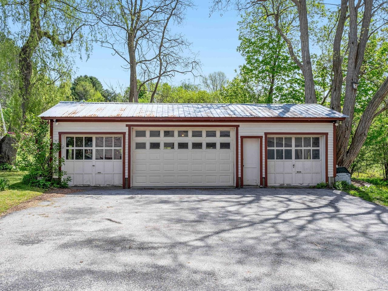 343 Sierra Lavin Road
