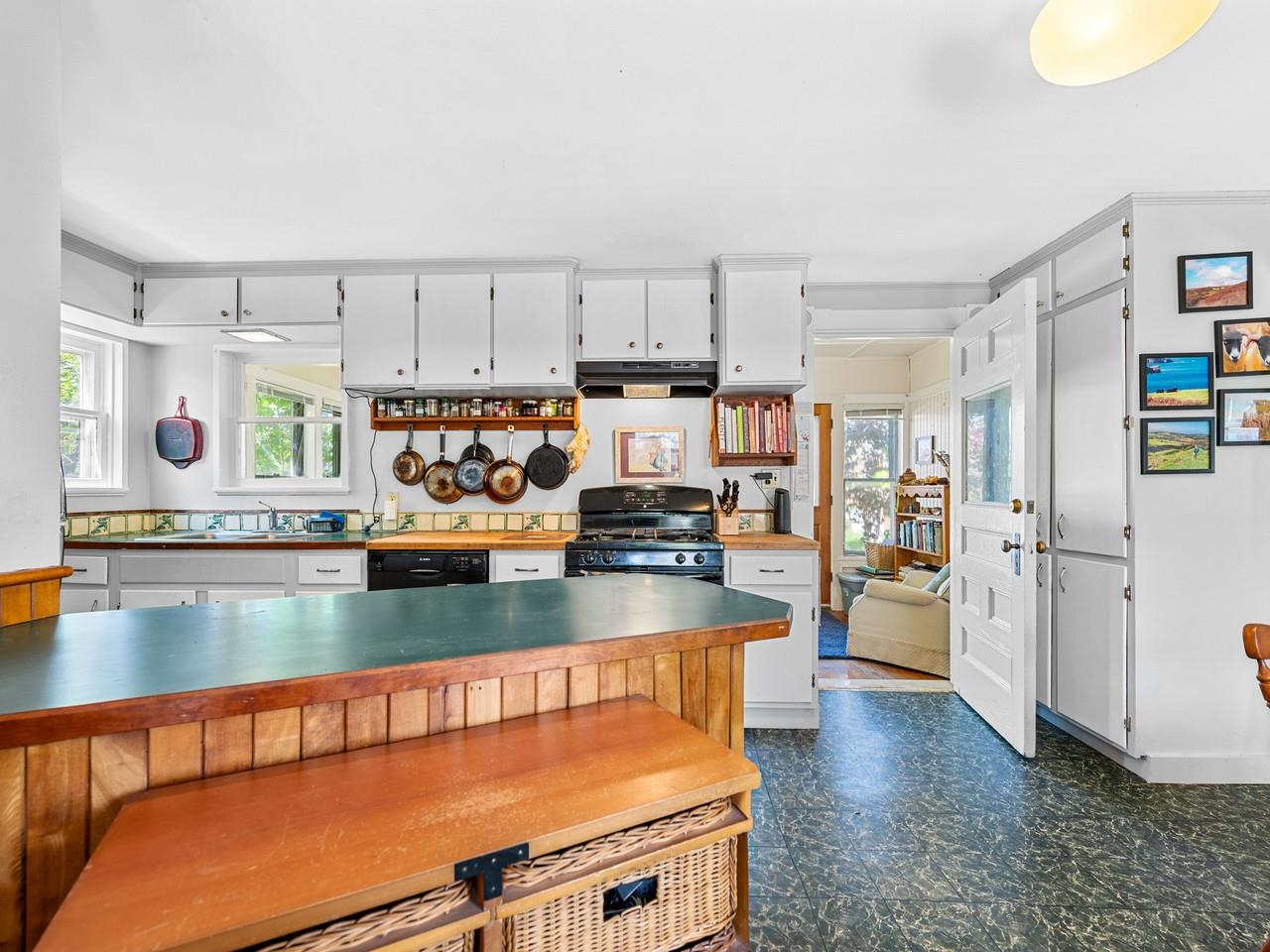343 Sierra Lavin Road