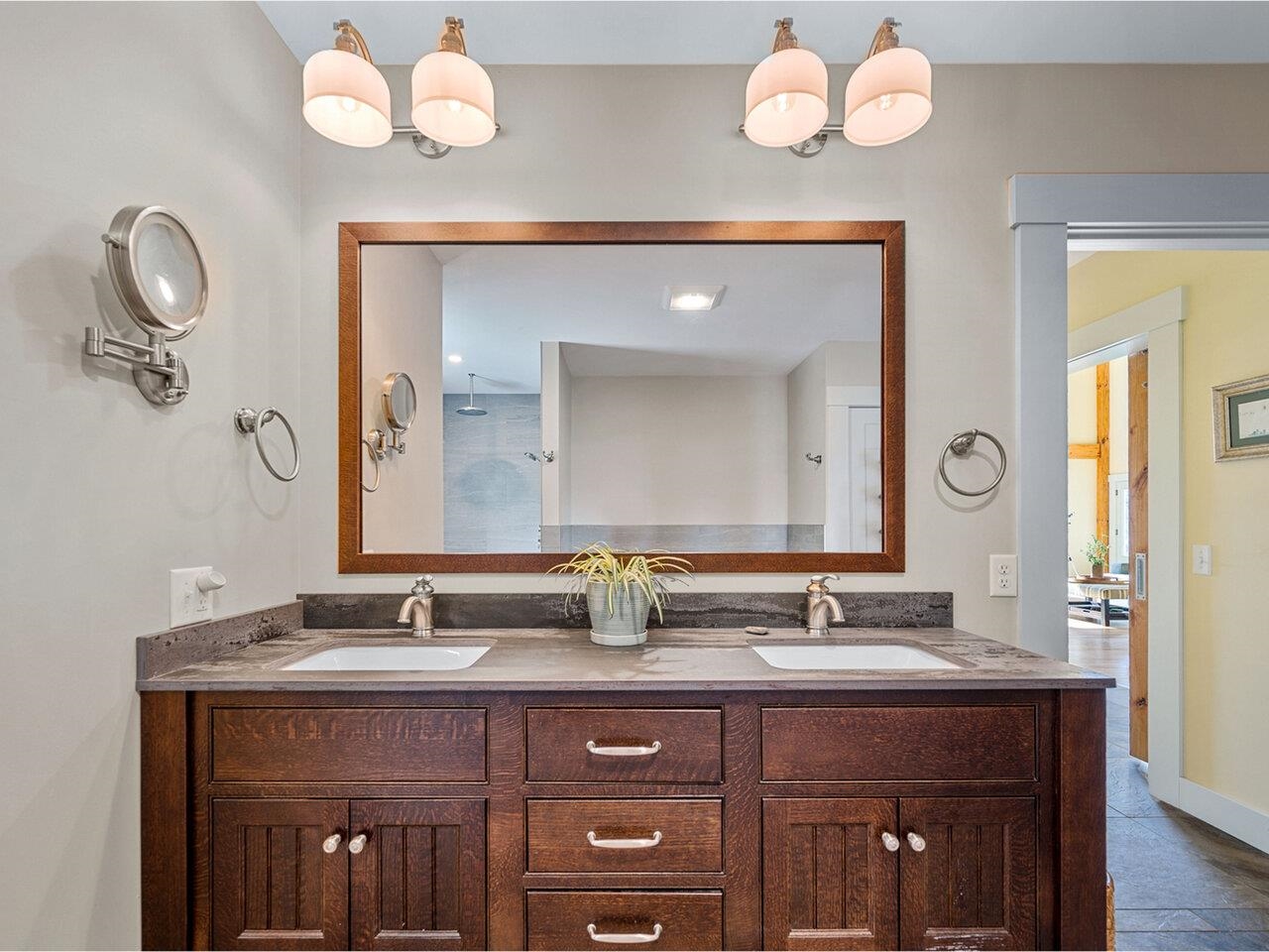 Vanity with Dekton counter