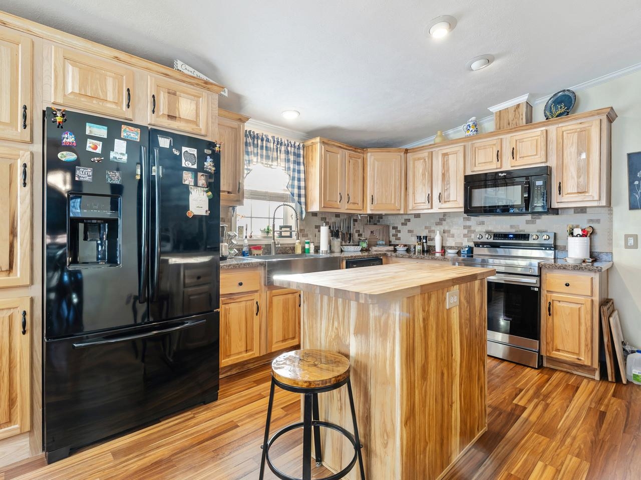 3446 Maquam Shore Road