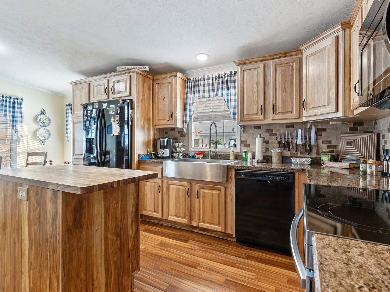 3446 Maquam Shore Road