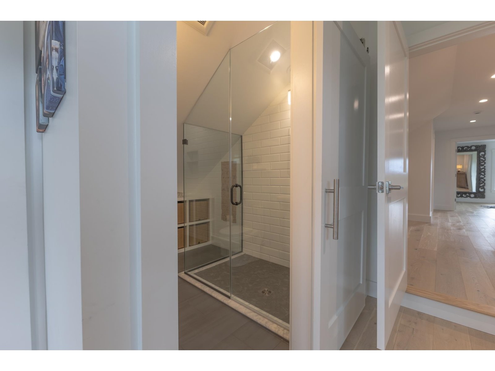 Bedroom 3 ensuite bathroom