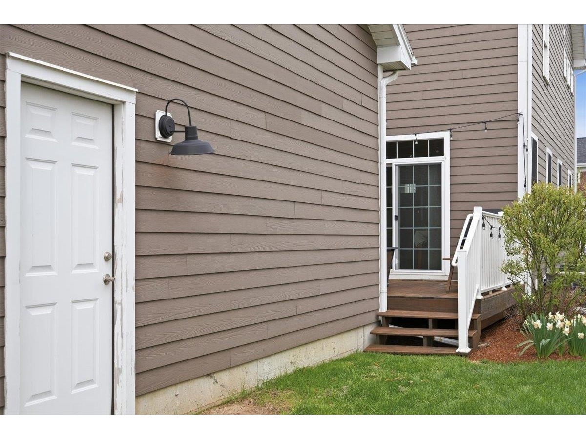 346 Zephyr Road