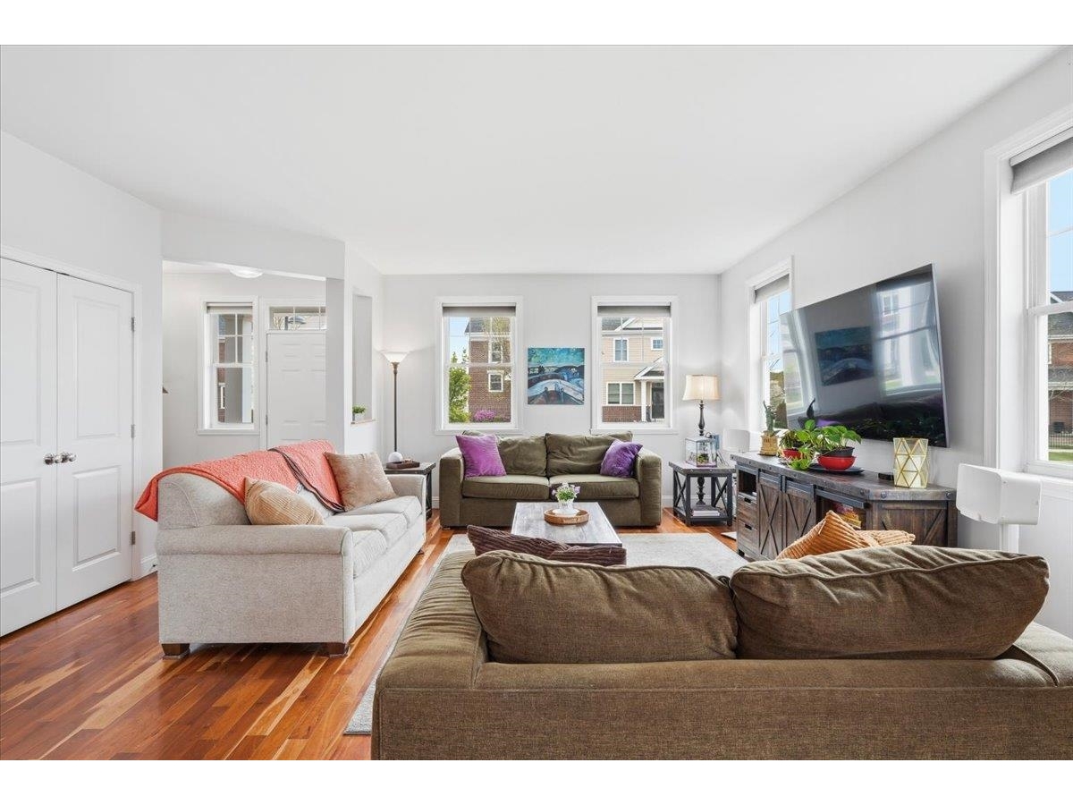 346 Zephyr Road