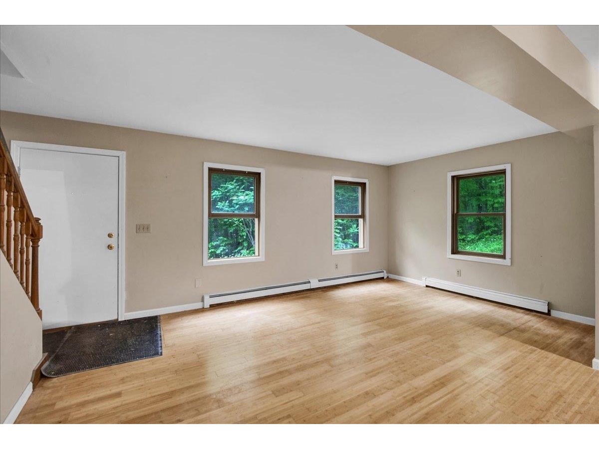 347 Ledgewood Lane